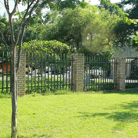 The Guest House Pongola Exterior photo