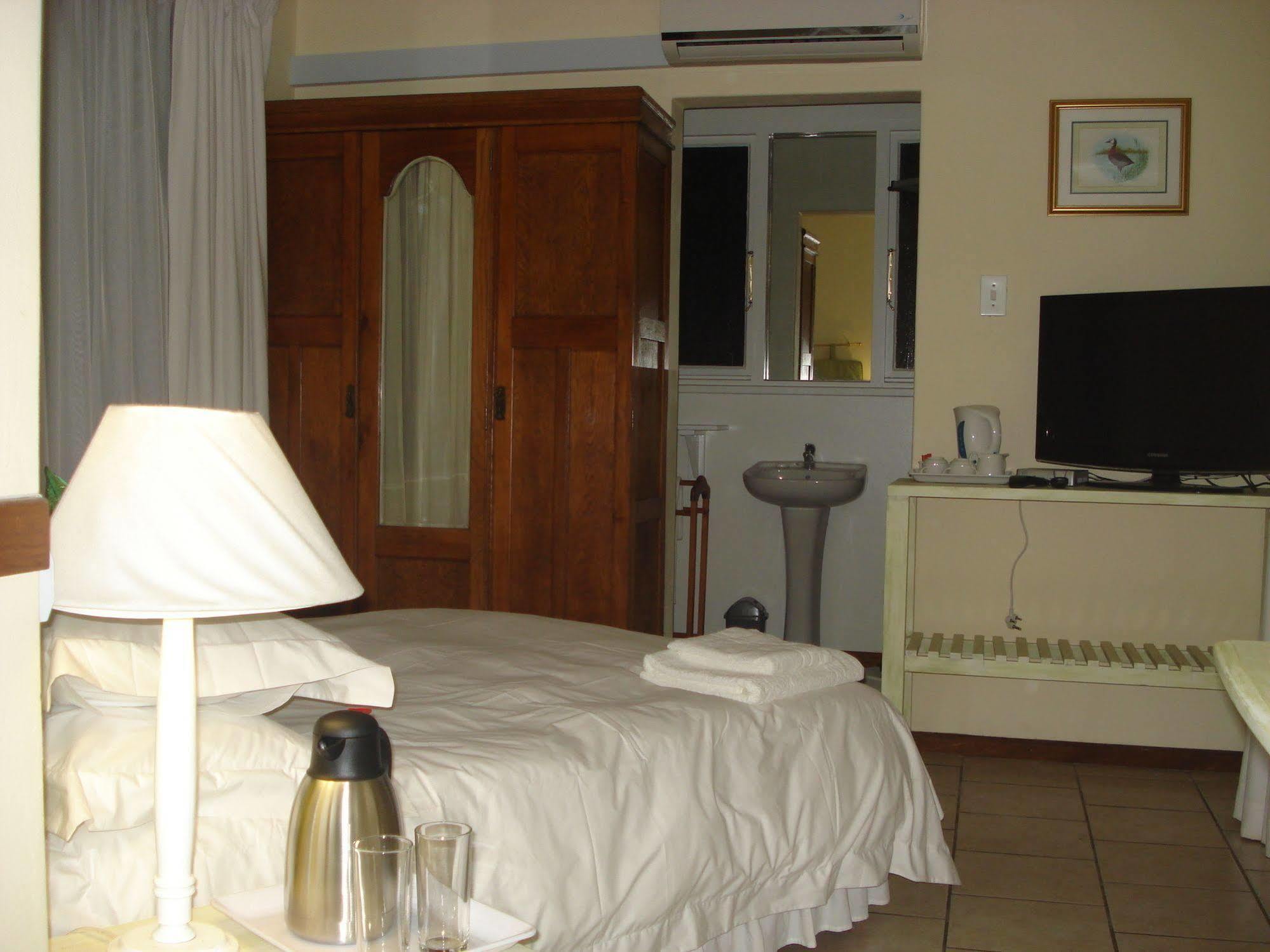 The Guest House Pongola Exterior photo